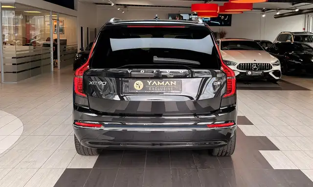 Volvo XC90 view 7
