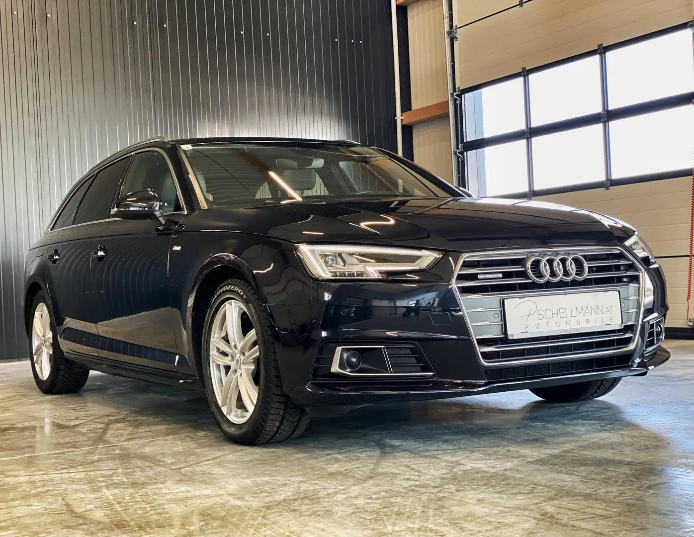 Audi A4 2,0 TDI quattro Sport, St.Heizung, Vollleder Blau - 1