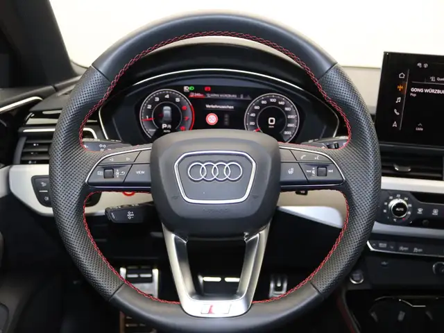 Audi A4 view 14