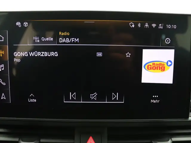 Audi A4 view 15