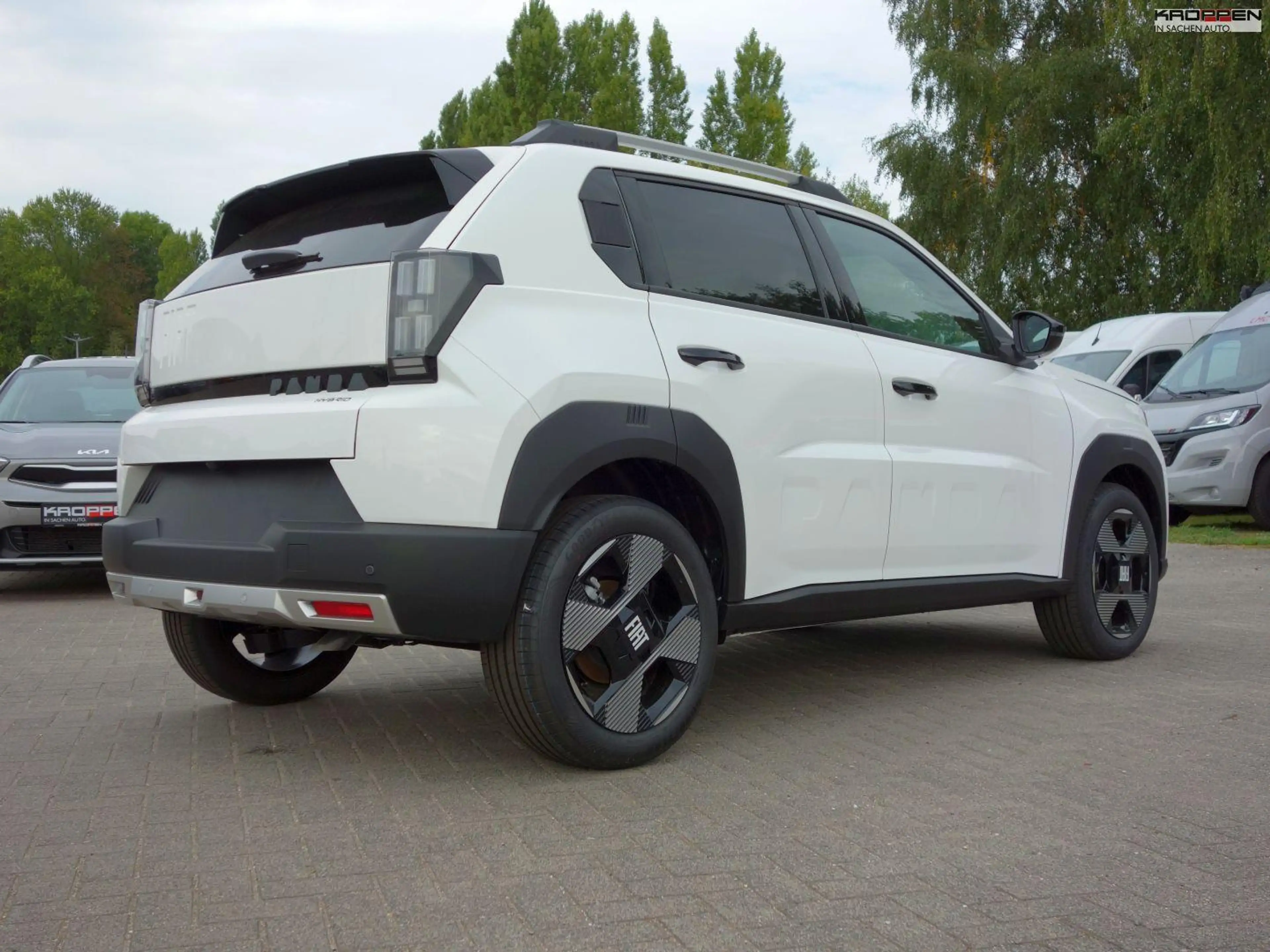 Fiat Grande Panda Hybrid La Prima inkl. Winterpaket — photo 3