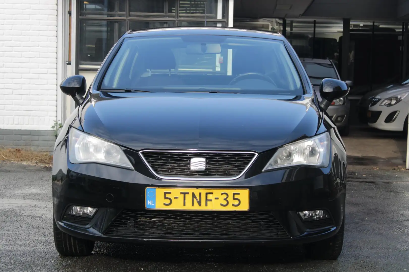 SEAT Ibiza 1.2 TSI Chill Out plus / AIRCO / CRUISECONTROL / Zwart - 2