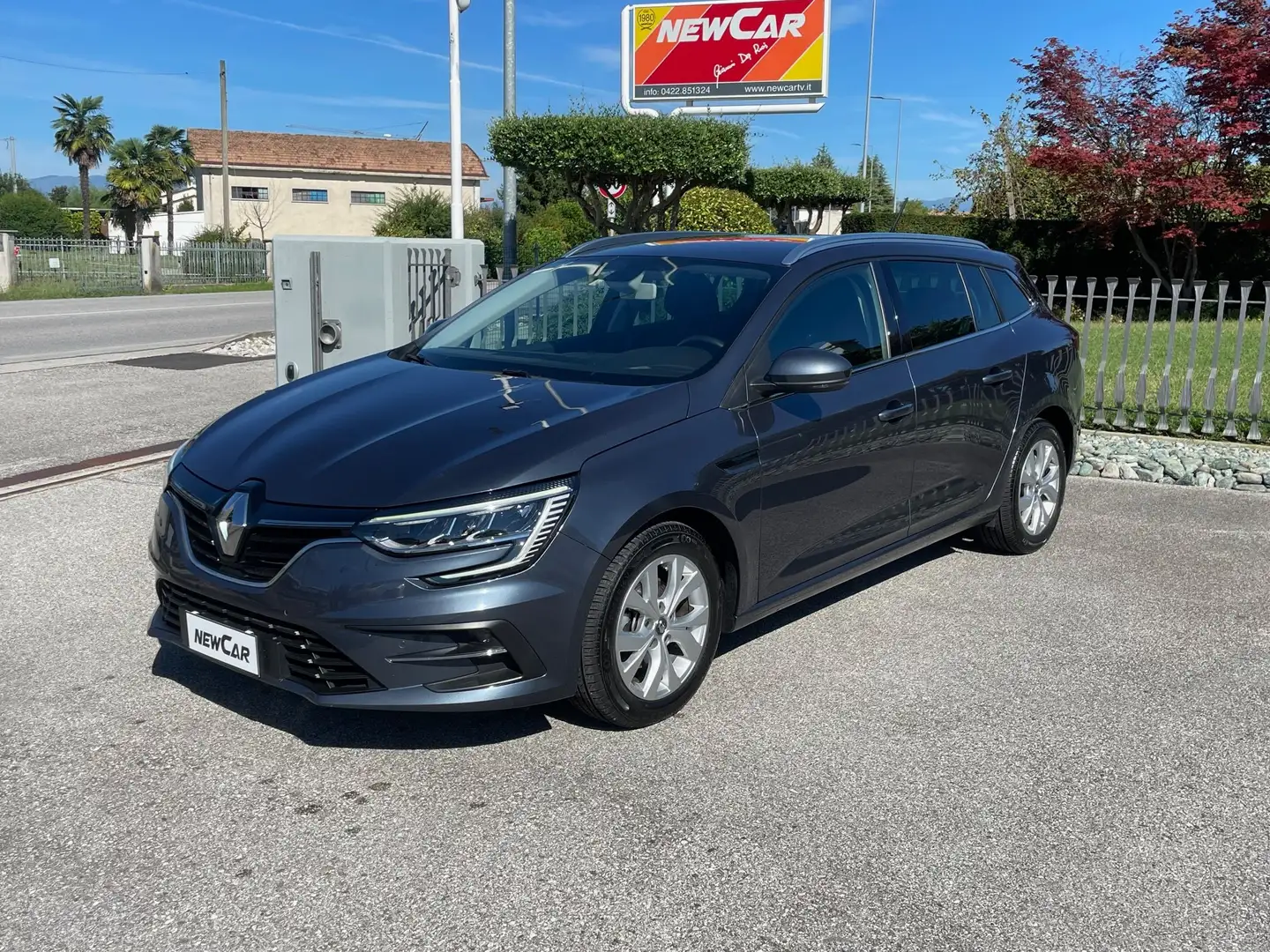Renault Megane IV Sporter 1.5 Blue dci Business 115cv Grigio - 1