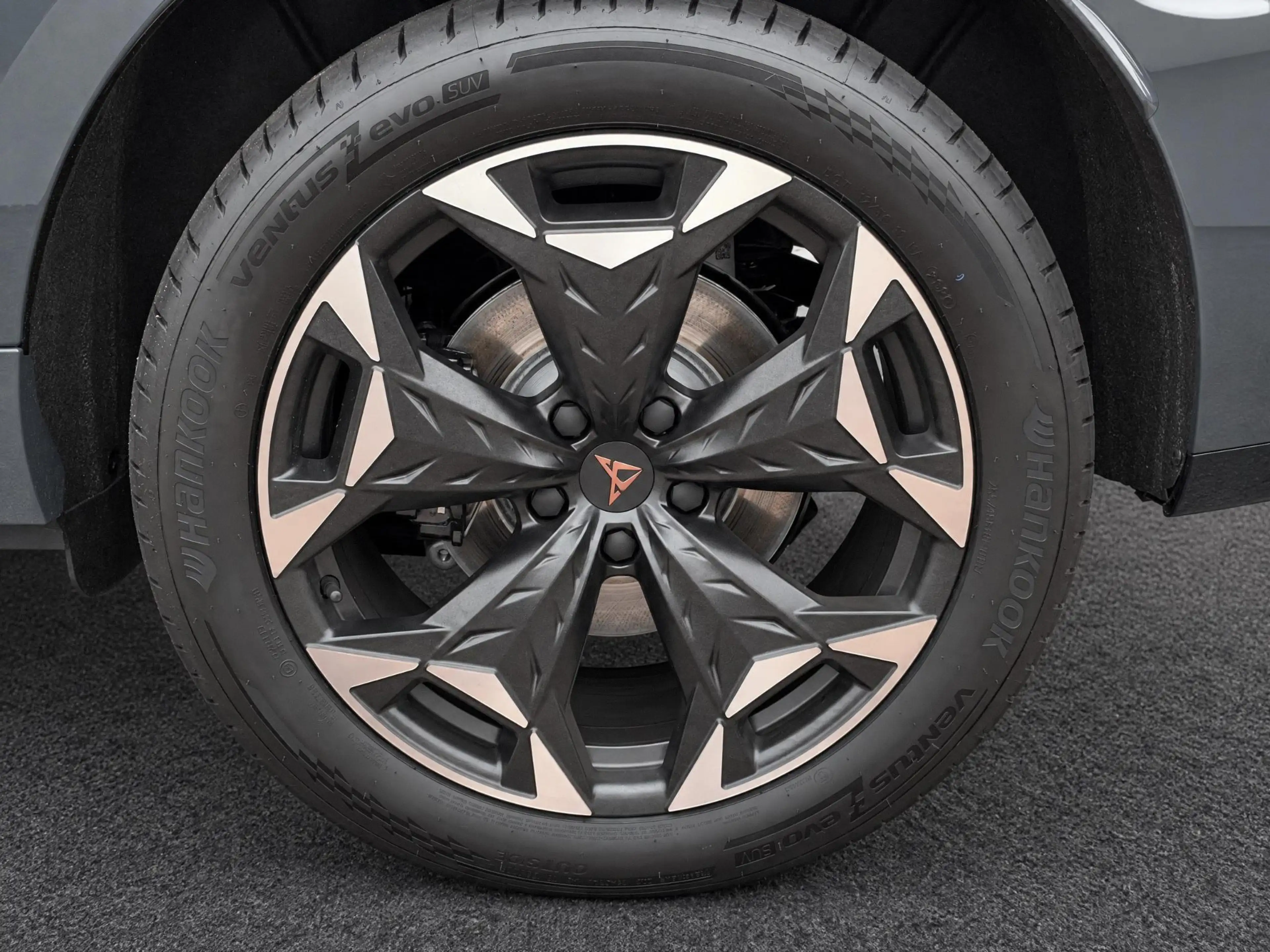 CUPRA Terramar 1.5 TSI e-Hybrid VZ Performance 272PK l Panoramada — photo 7