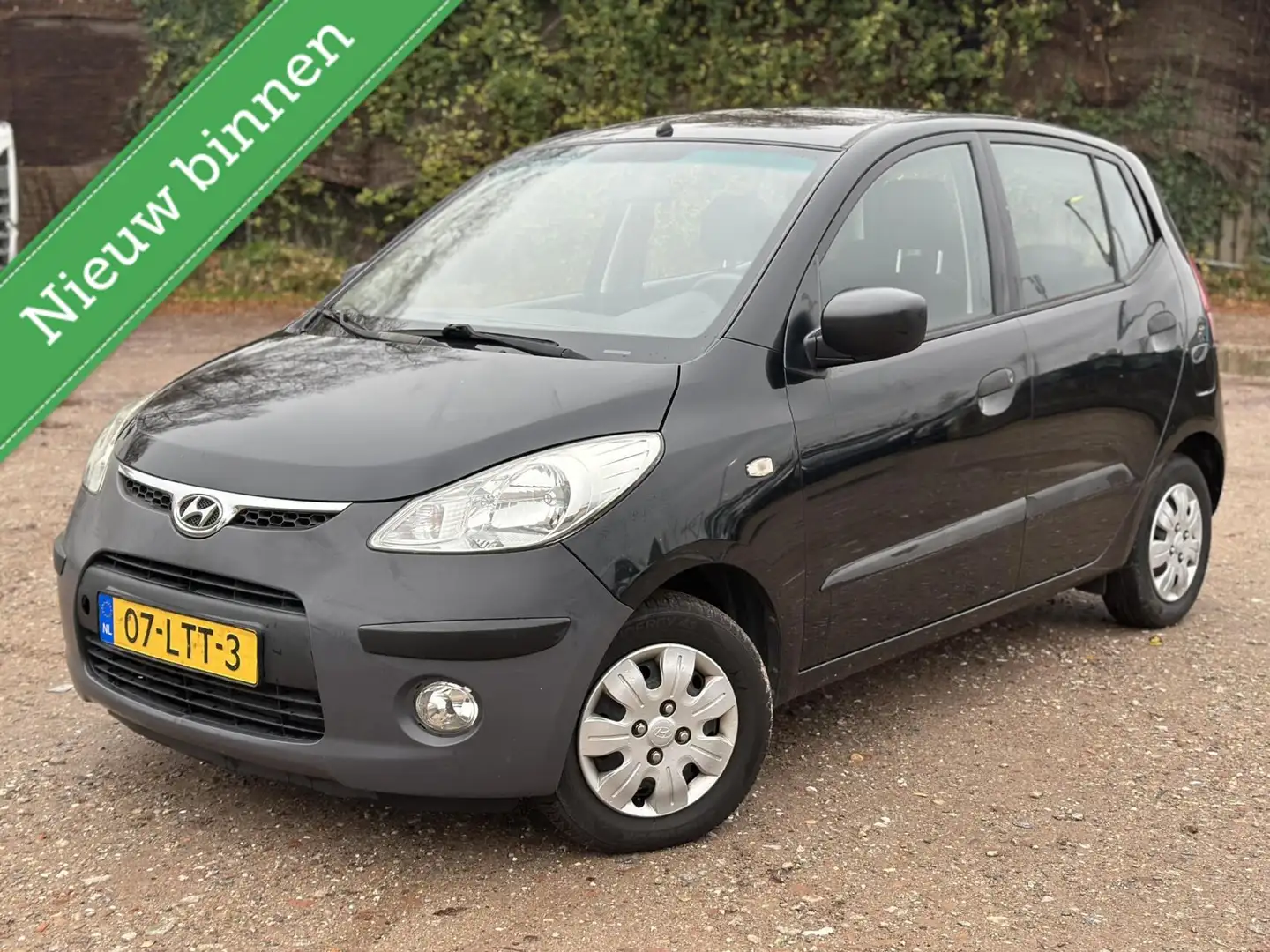 Hyundai i10 1.1 Active Cool KOOPJE 2XSLEU ELEKRAMEN Zwart - 1