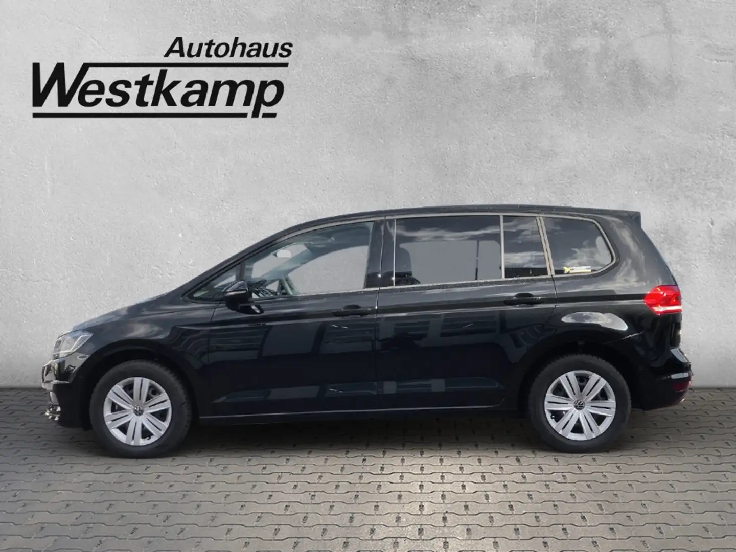 Volkswagen Touran mit MIETWAGEN-Paket in schwarz perleffekt Schwarz - 2