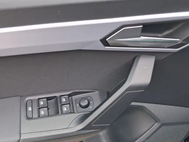 SEAT Arona view 8