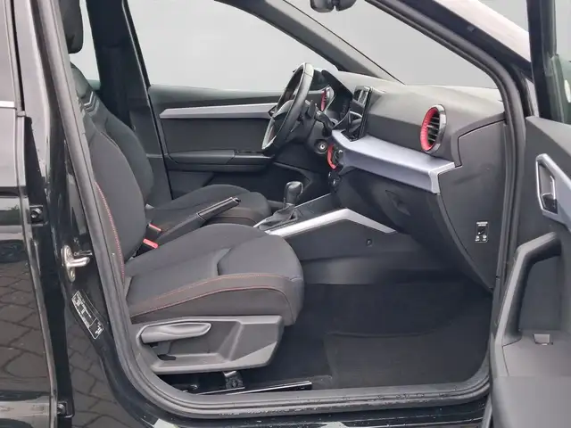 SEAT Arona view 4