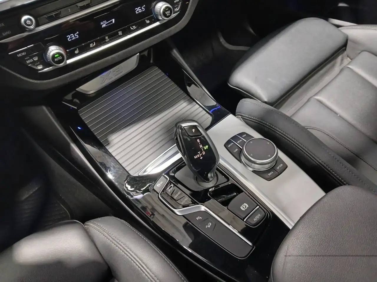 BMW X3 снимка BMW X3