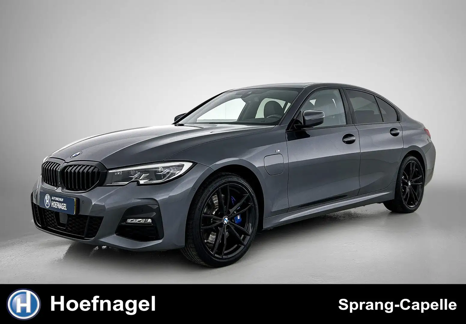 BMW 330 3-serie 330e xDrive M Sport High Executive | ACC | Grijs - 1
