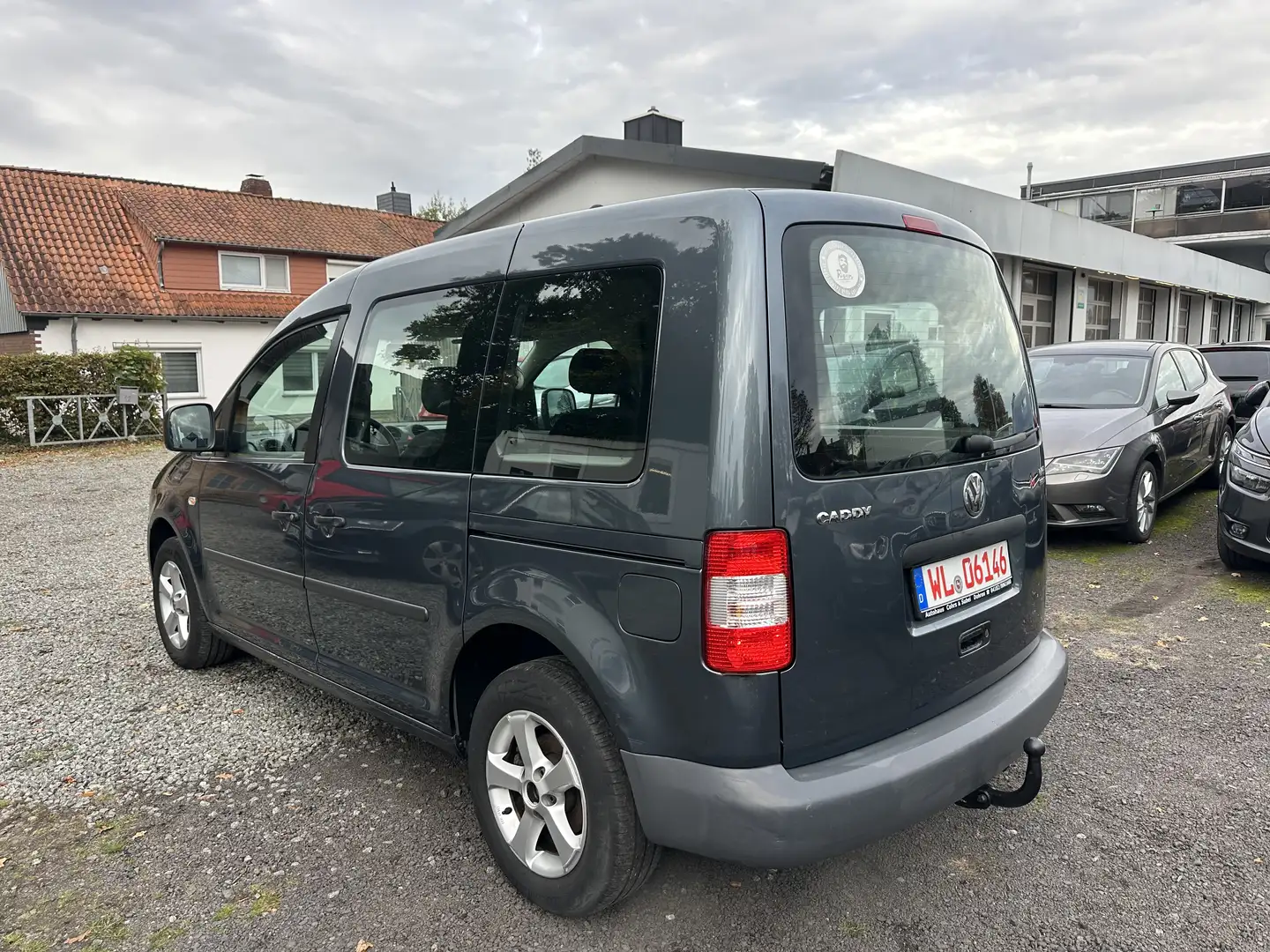 Volkswagen Caddy 2.0 CNG Erdgas Life EcoFuel*AHK+TÜV 04.2026 Grau - 2