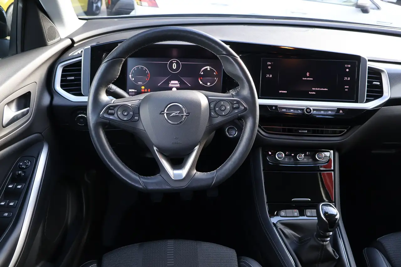 Opel Grandland 1.2 GS Line LED Navi Sitzheizung PDC, миниатюра 9
