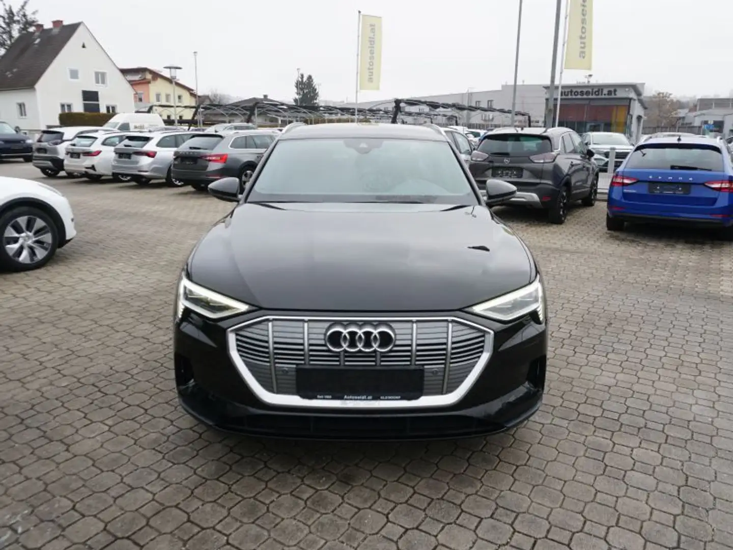 Audi e-tron 50 quattro Business *S-LINE+MATRIX+AHV* Schwarz - 2