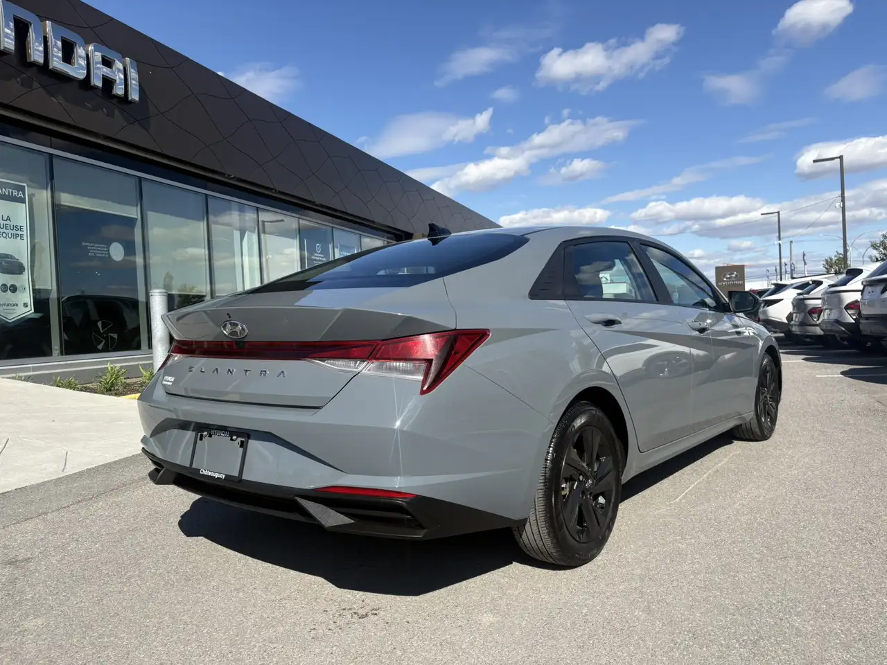 Hyundai ELANTRA снимка Hyundai ELANTRA