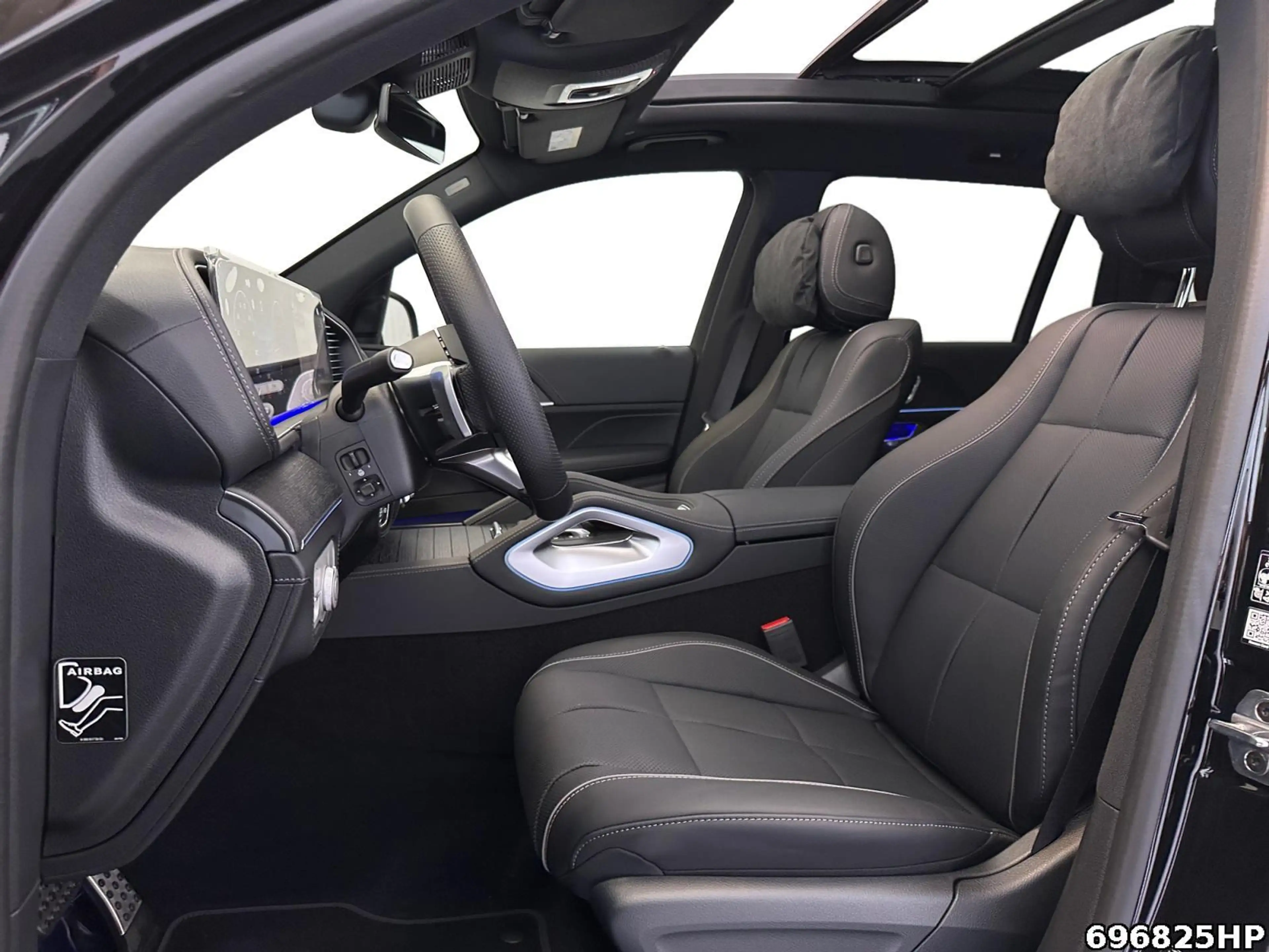 Mercedes-Benz GLS 450 d 4MATIC +AMG+AHK+PANO+AIRMATIC+STANDHZG — photo 13