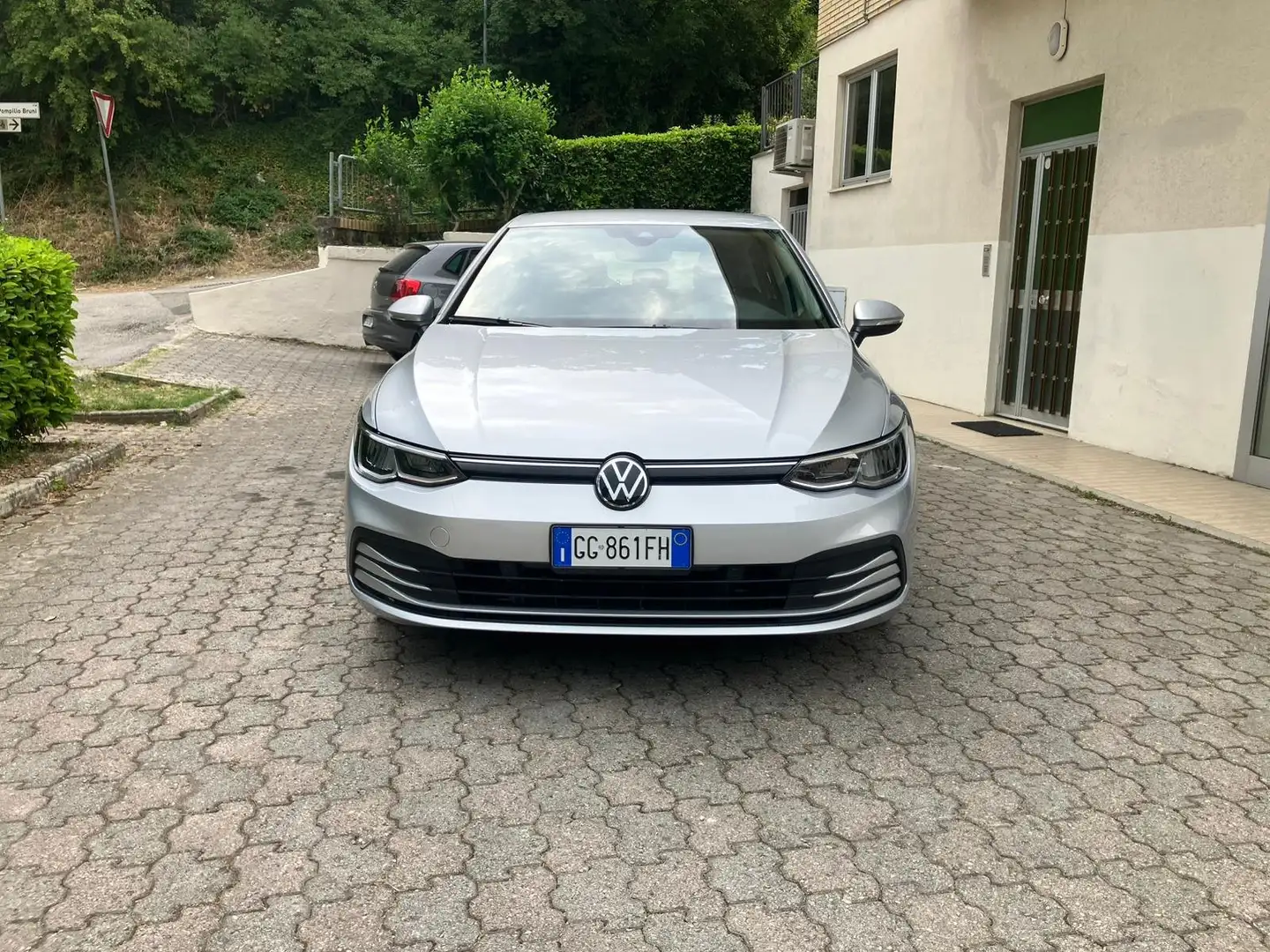 Volkswagen Golf Golf VIII 2020 1.5 tgi Life 130cv Argento - 2