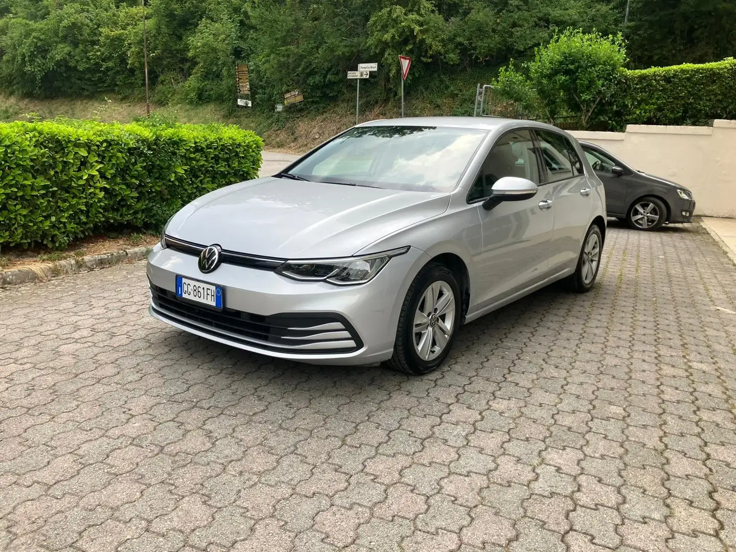 Volkswagen Golf Golf VIII 2020 1.5 tgi Life 130cv Argento - 1