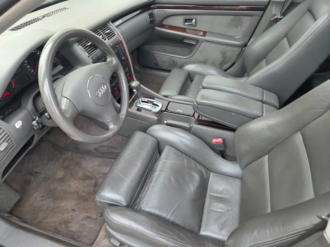 Audi A8 4.2 quattro Sportsitze/Schiebedach/Leder, foto 3