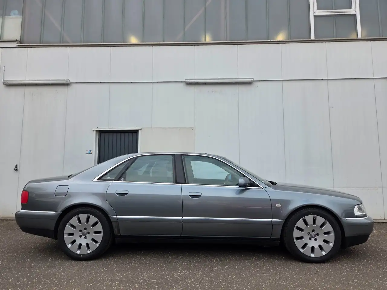Audi A8 4.2 quattro Sportsitze/Schiebedach/Leder, foto 12