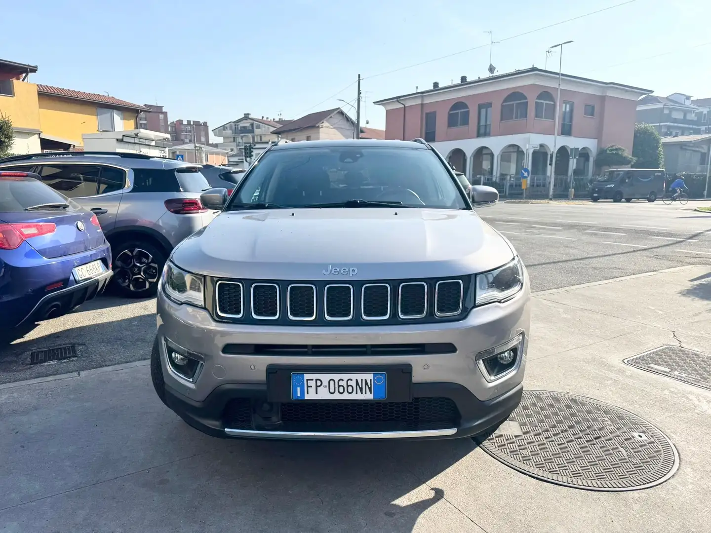 Jeep Compass 2.0 mjt Limited 4wd 140cv auto Grau - 2