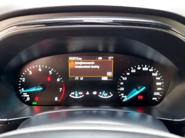 Ford Focus view 7
