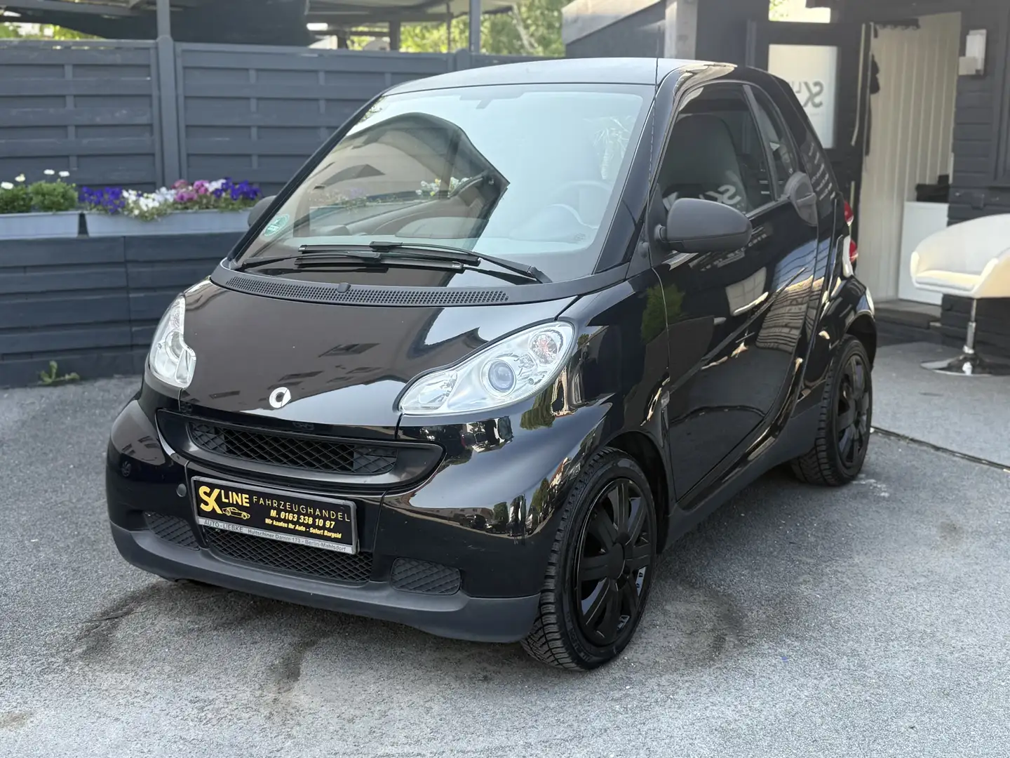 smart forTwo Micro Hybrid Drive 45kW (451.334) Schwarz - 1