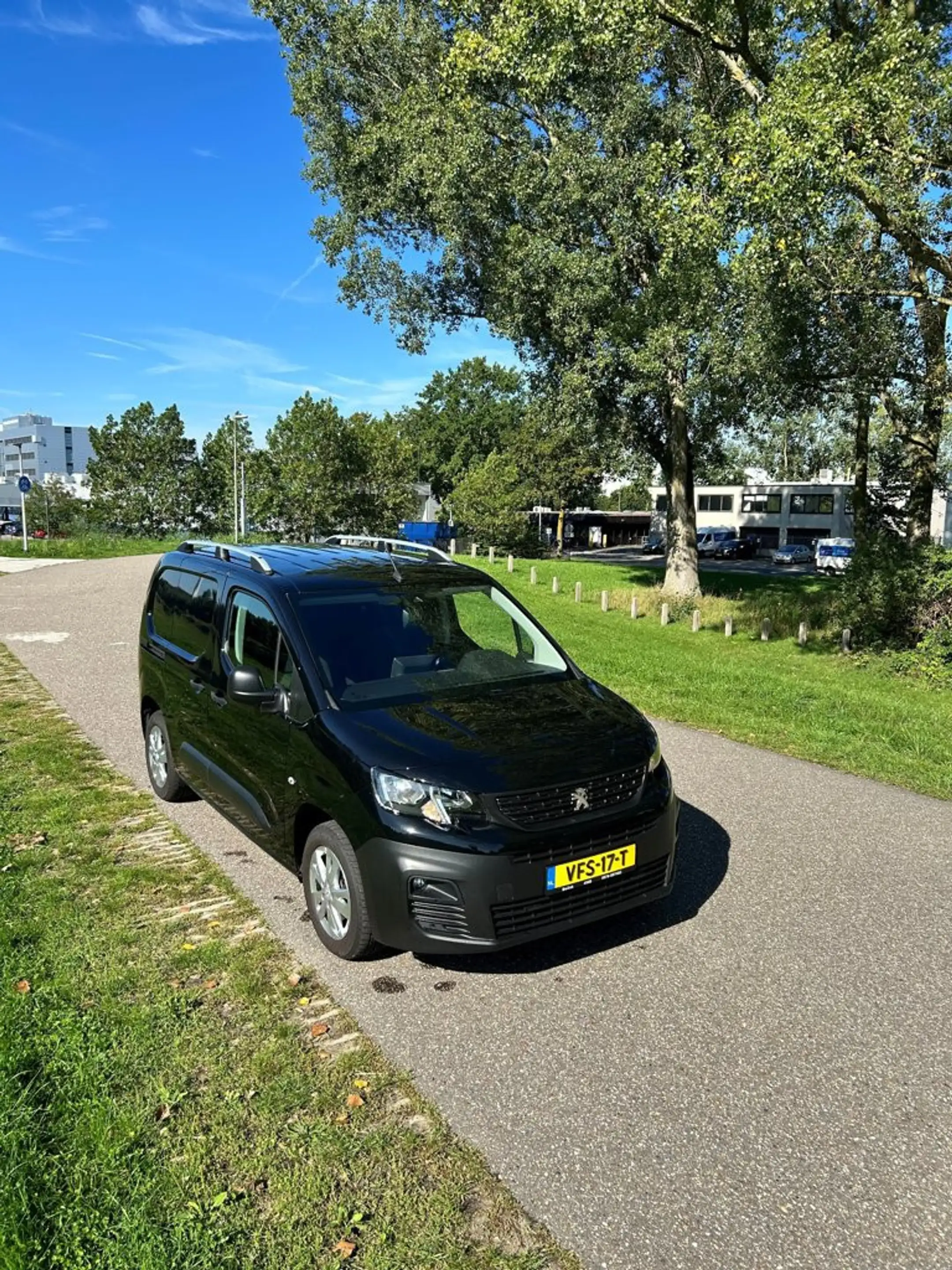 Peugeot Partner 1.5 BlueHDI Asphalt — photo 2