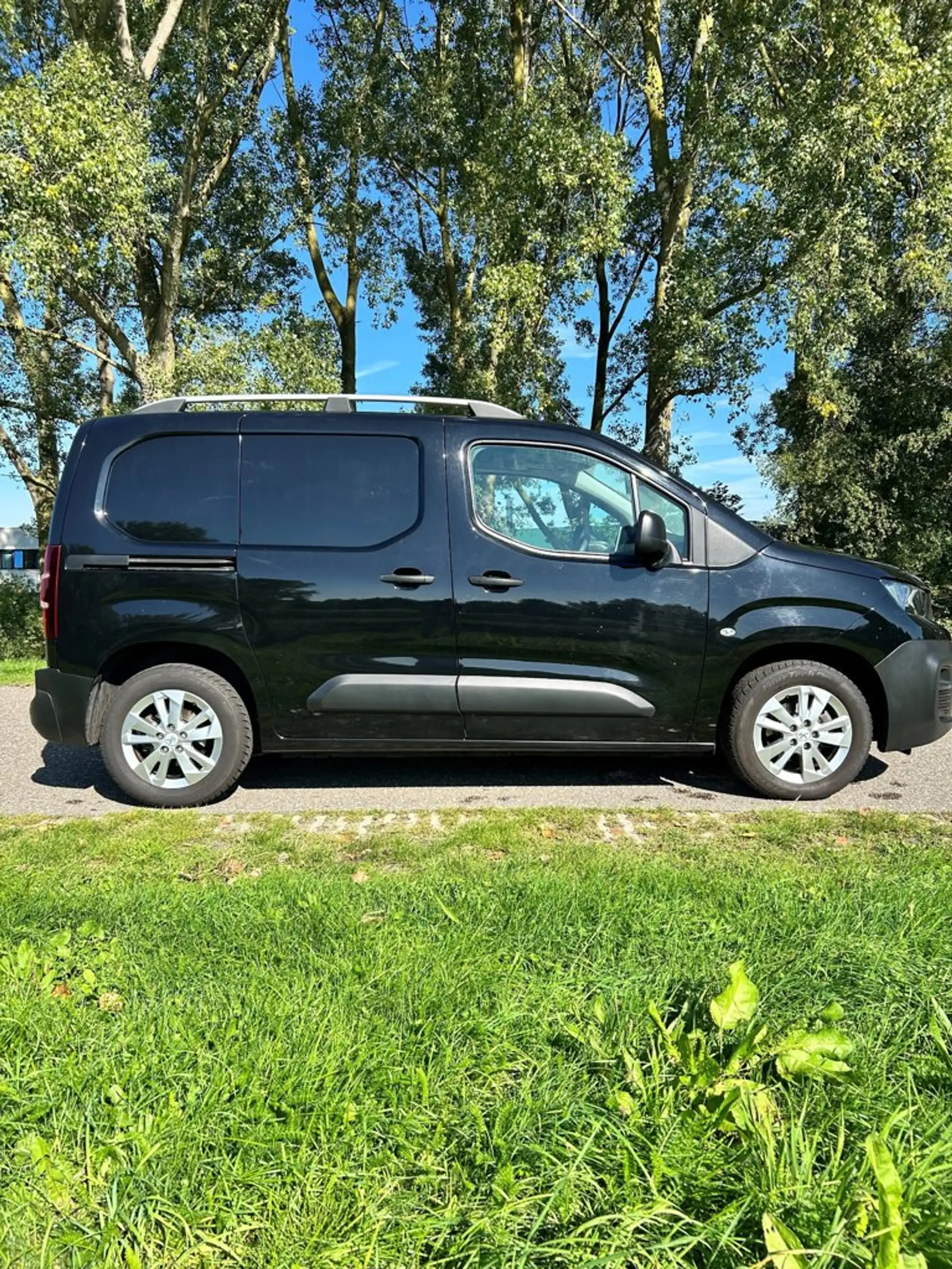 Peugeot Partner 1.5 BlueHDI Asphalt — photo 4