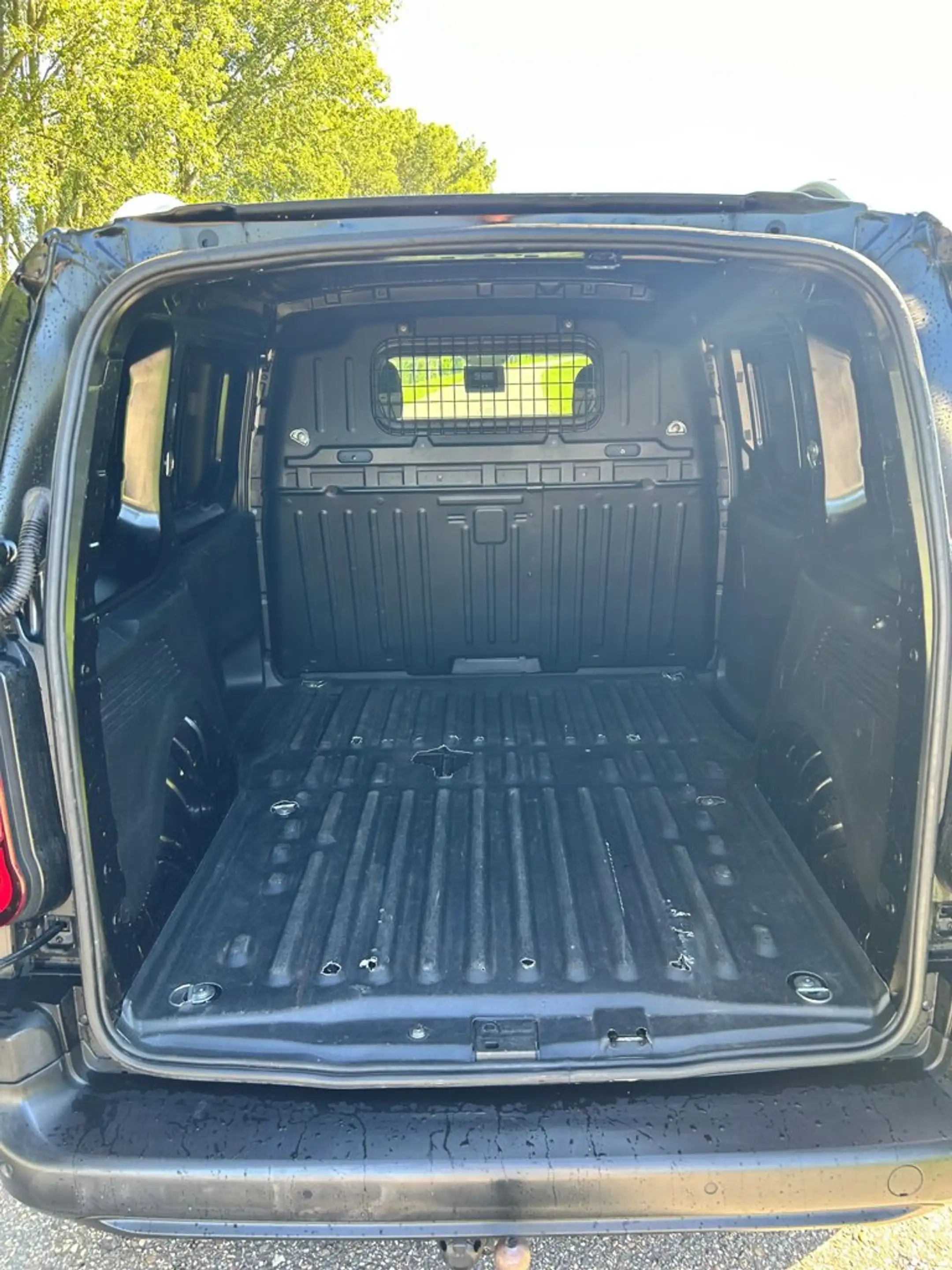 Peugeot Partner 1.5 BlueHDI Asphalt — photo 7