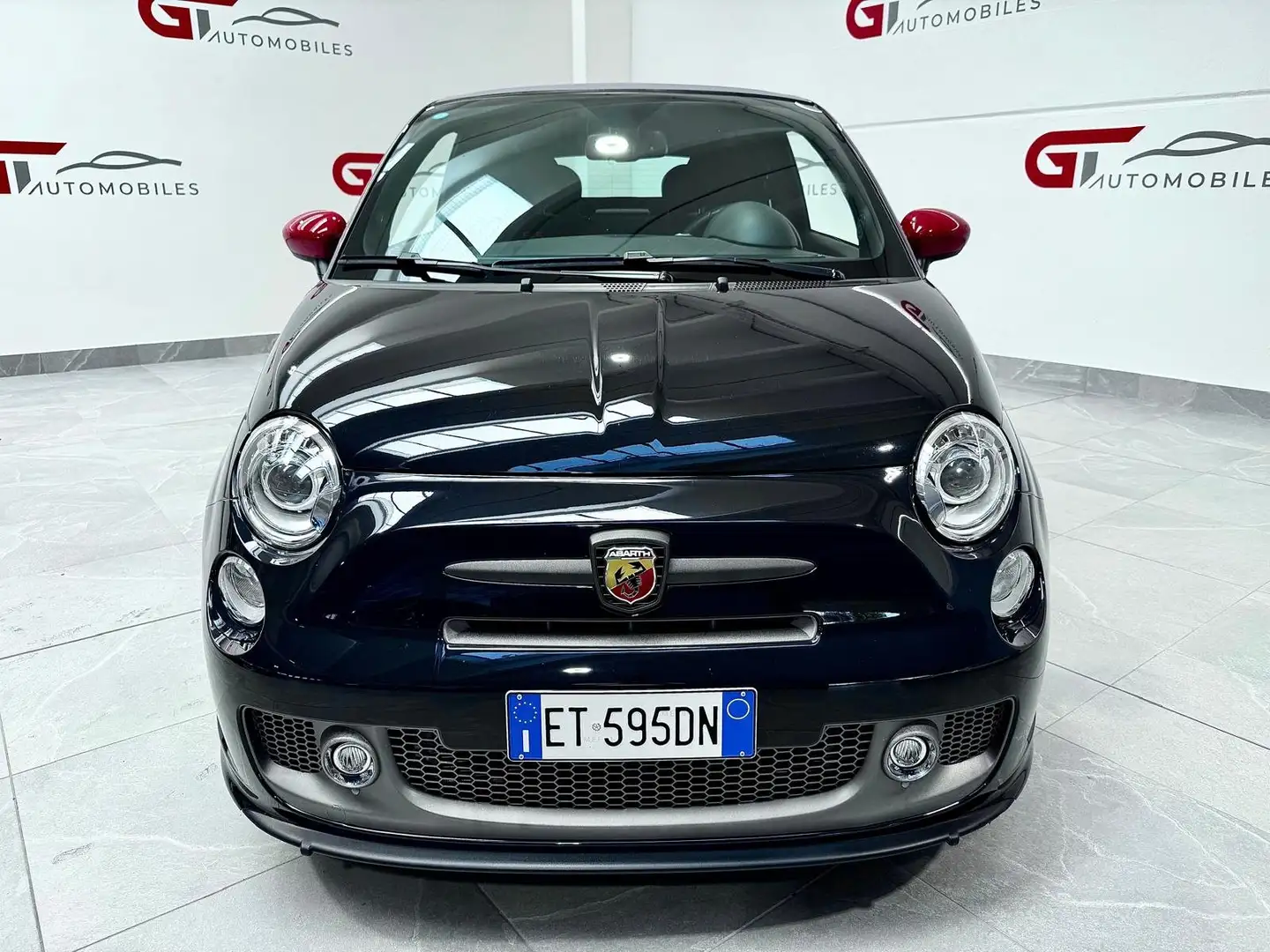 Abarth 595C 595C 1.4 16v t. t-jet Competizione 160cv TARGA 595 Чорний - 2