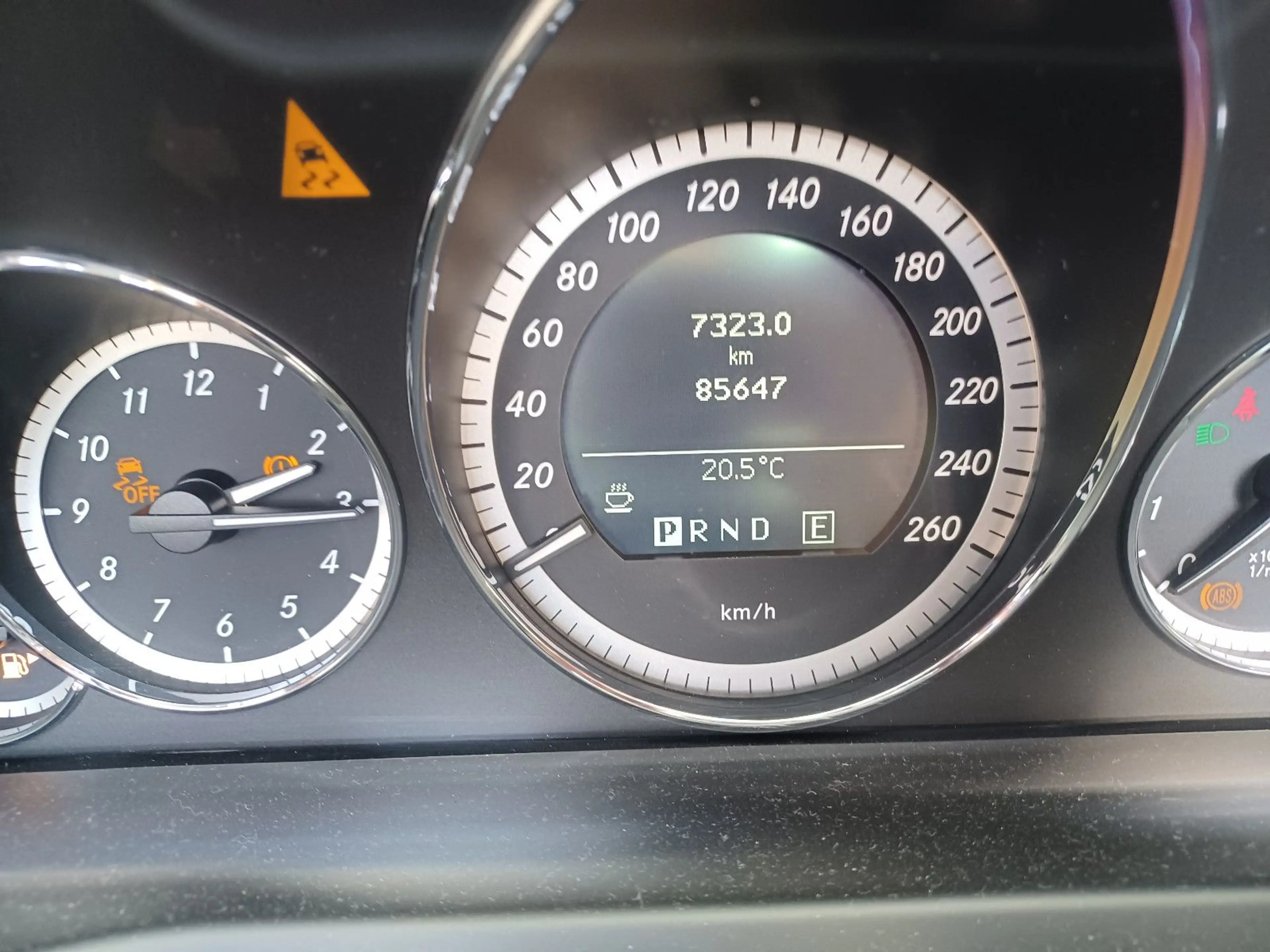 Mercedes-Benz E 250 E Cabrio E 250 CGI BlueEfficiency — photo 12