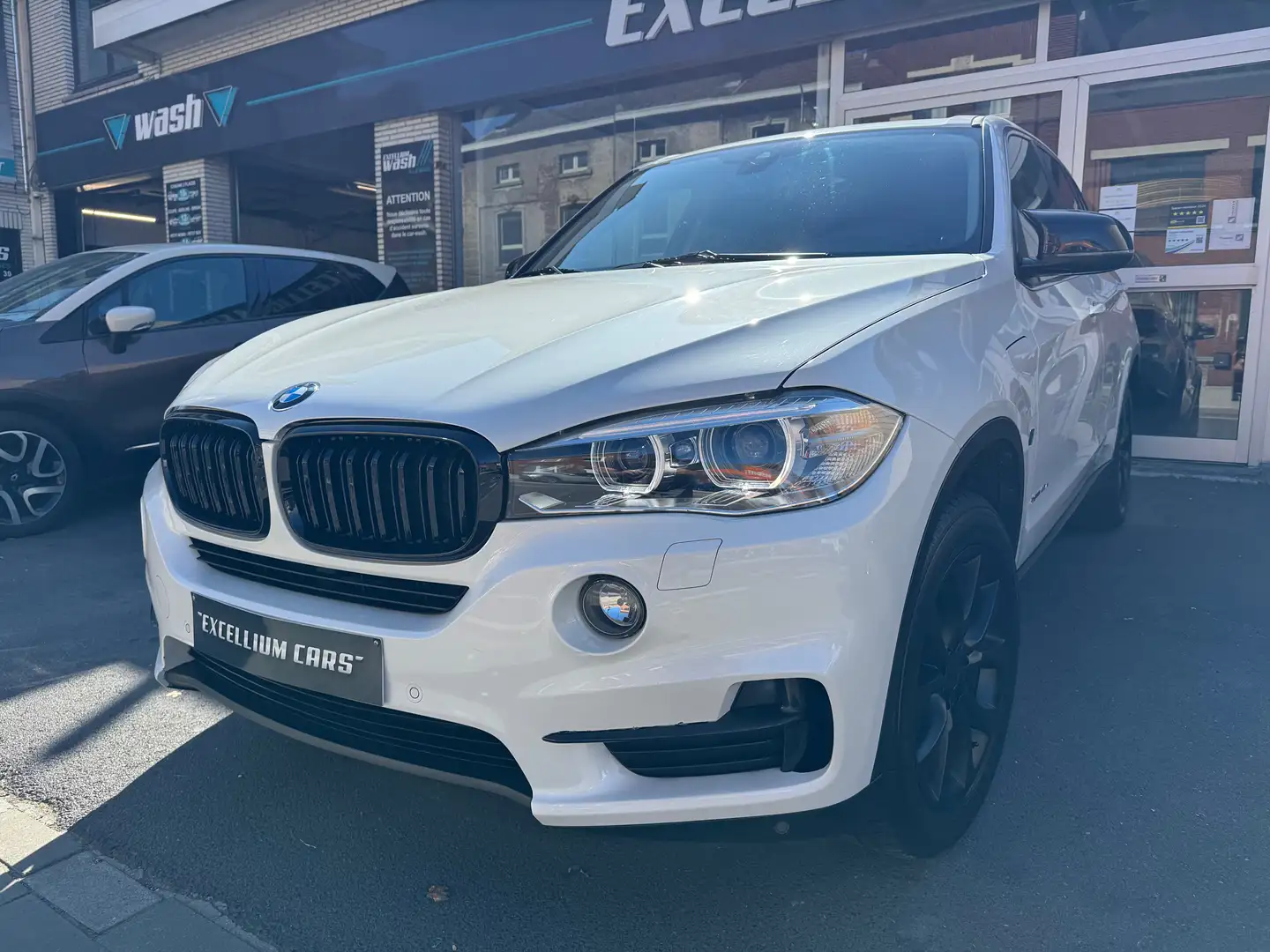 BMW X5 2.0Xdrive40e iPerformance Toit Pano Led Gps Blanc - 1