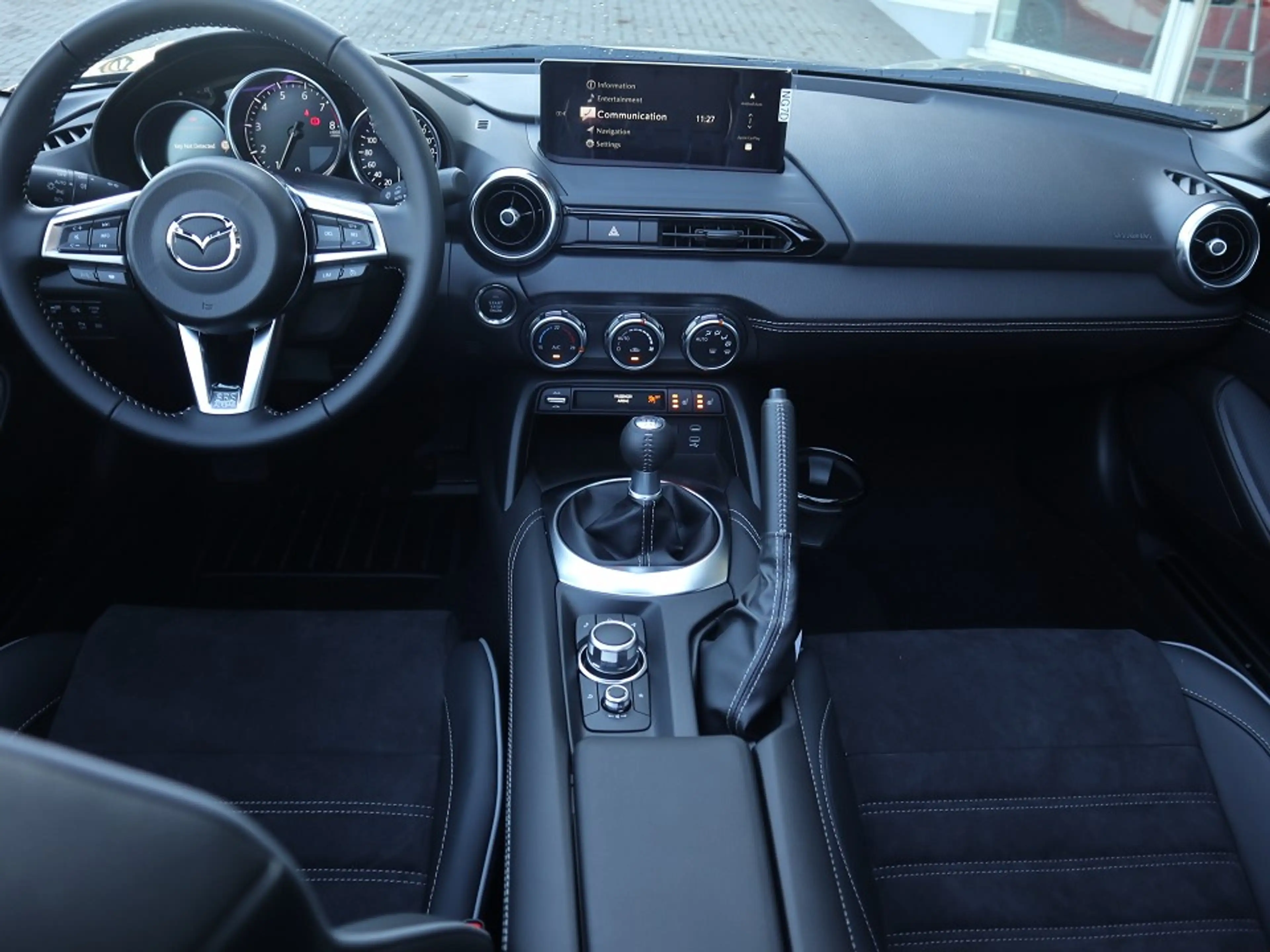 Mazda MX-5 2027 RF RHT G-136 Homura Recaro Bilstein Brembo Ma — photo 11
