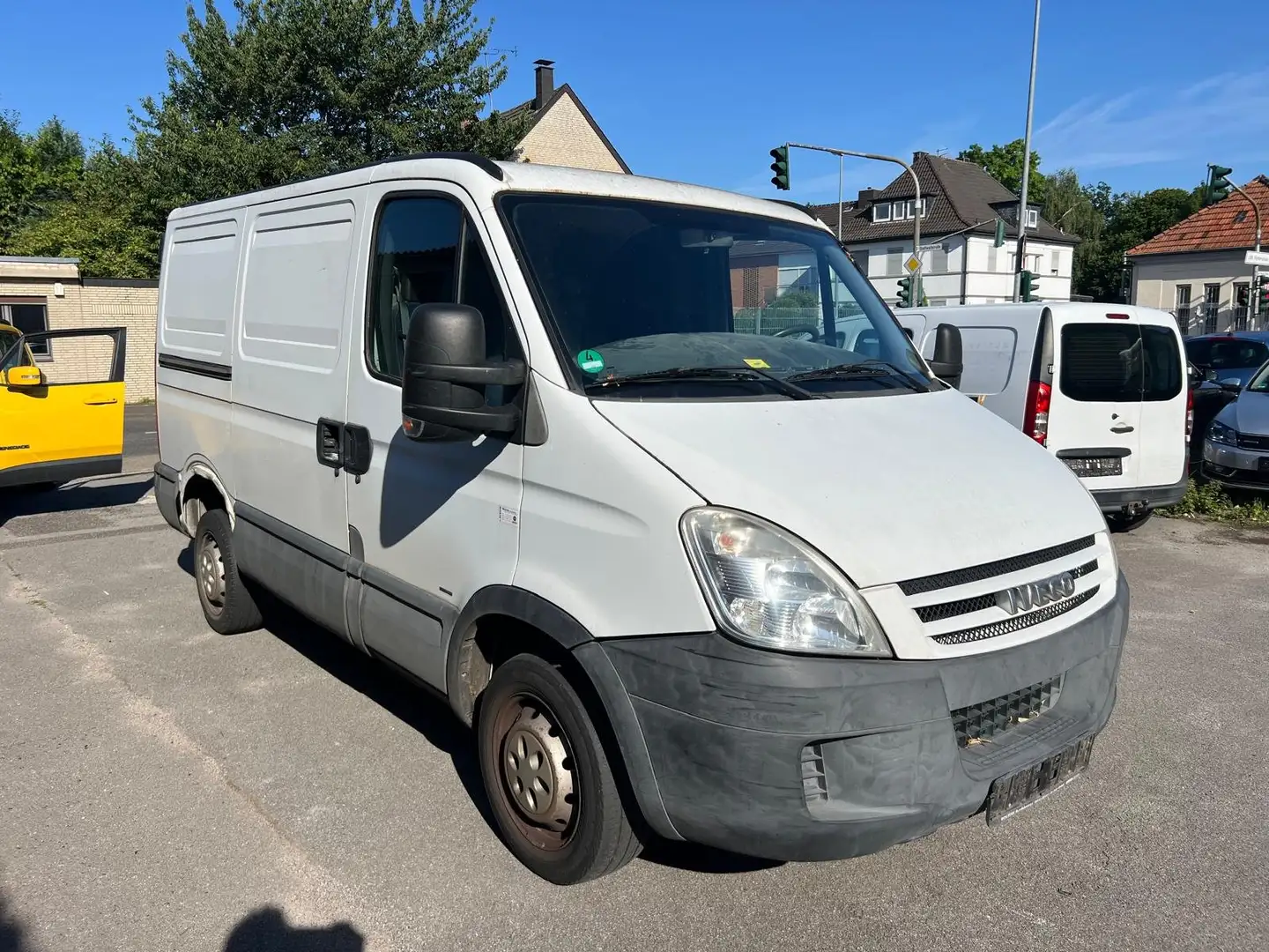 Iveco Daily 29 L 12 DPF Tüv 7/25 Weiß - 1
