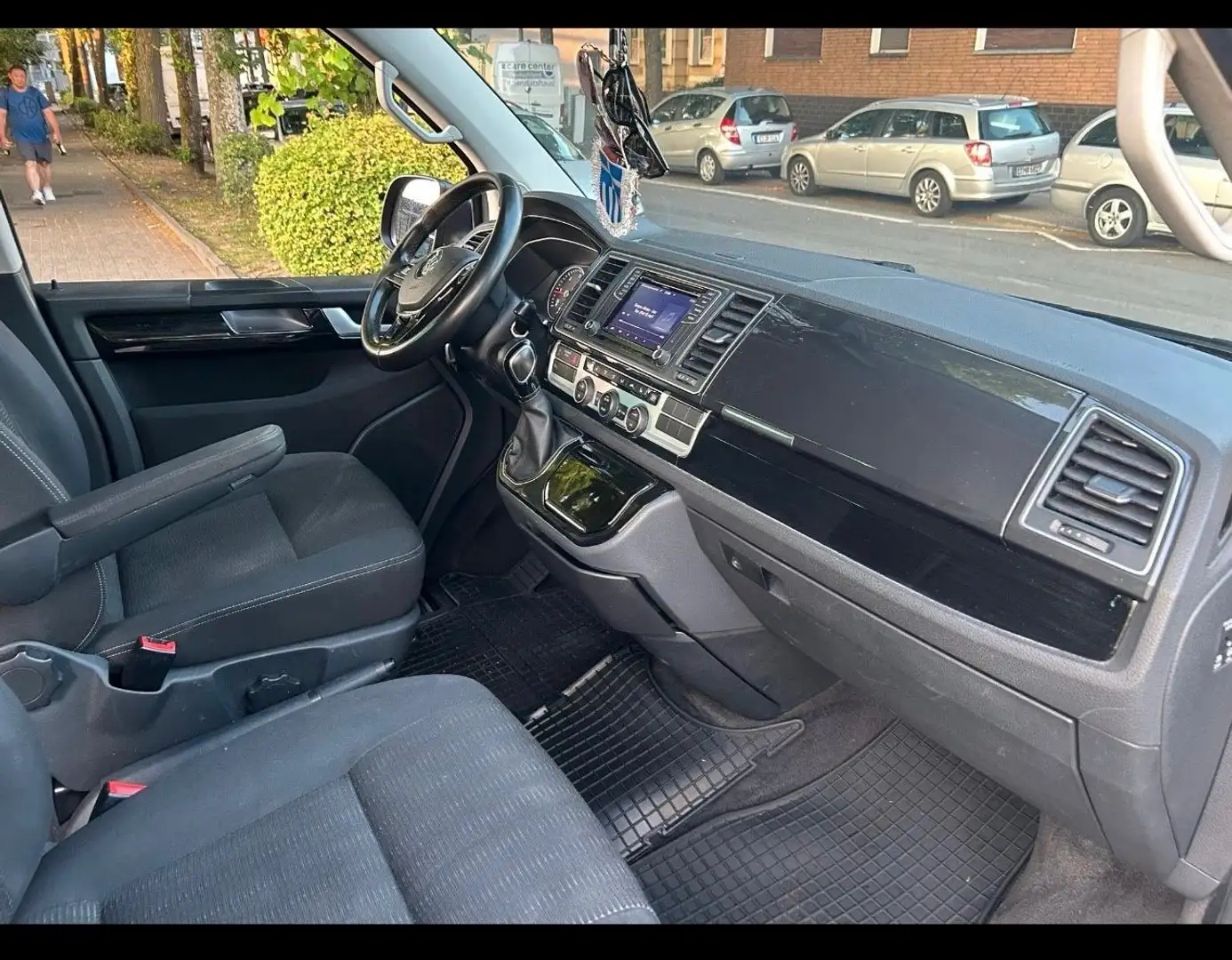 Volkswagen T6 Multivan Transporter T6 TDI BMT DSG Kurz Business Gris - 2
