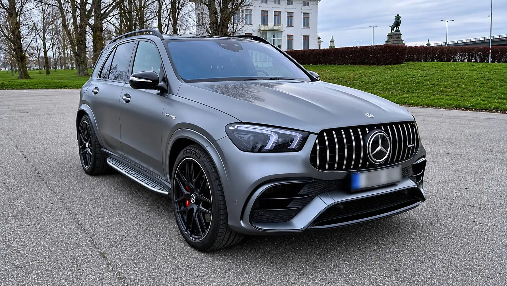 Mercedes-Benz GLE 63 AMG GLE AMG 63 S 4Matic  Aut. S Grau - 1
