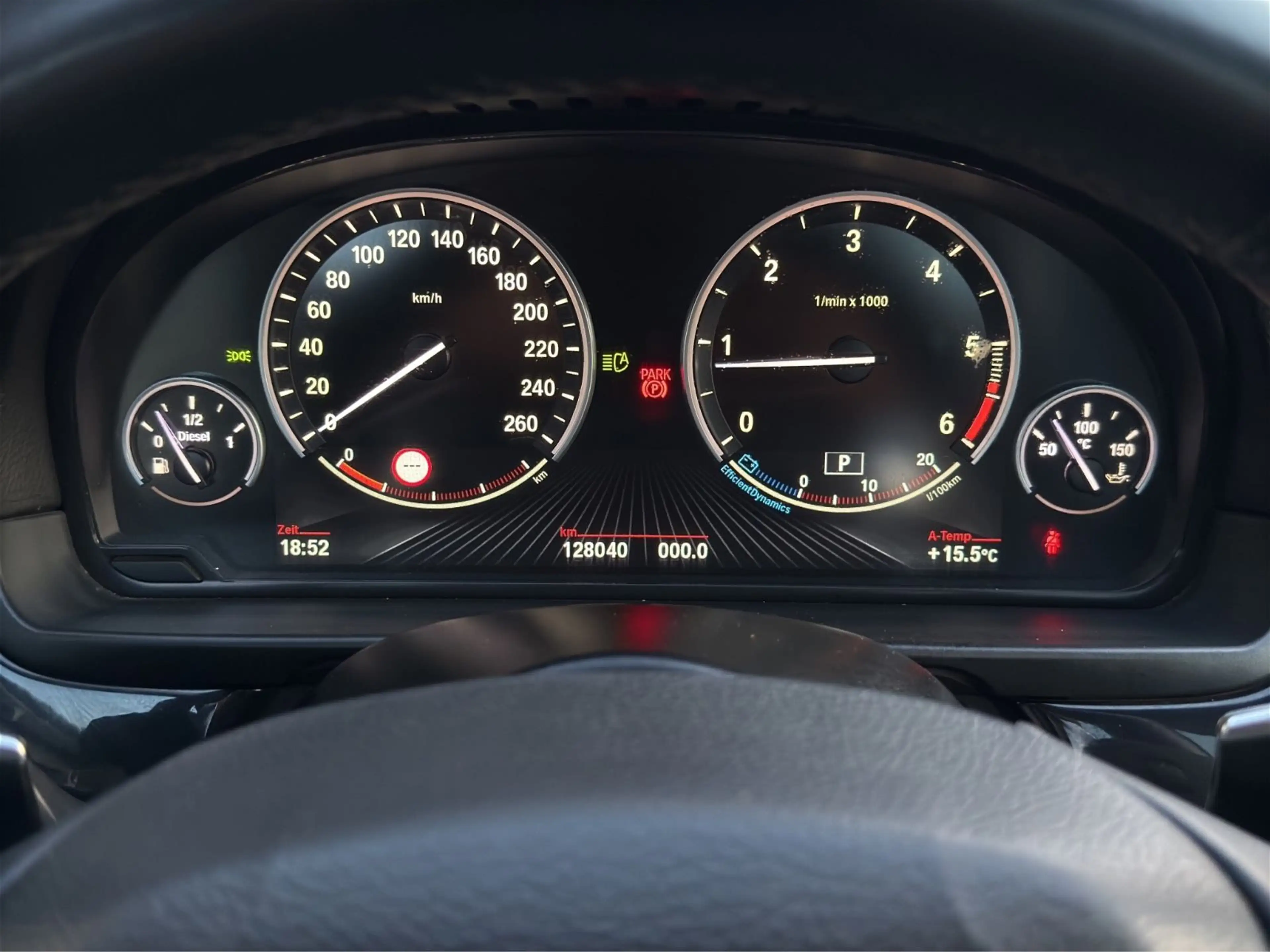 BMW 520 d xDrive Touring*PANO*LED*NAVI*HUD*KAMERA — photo 13