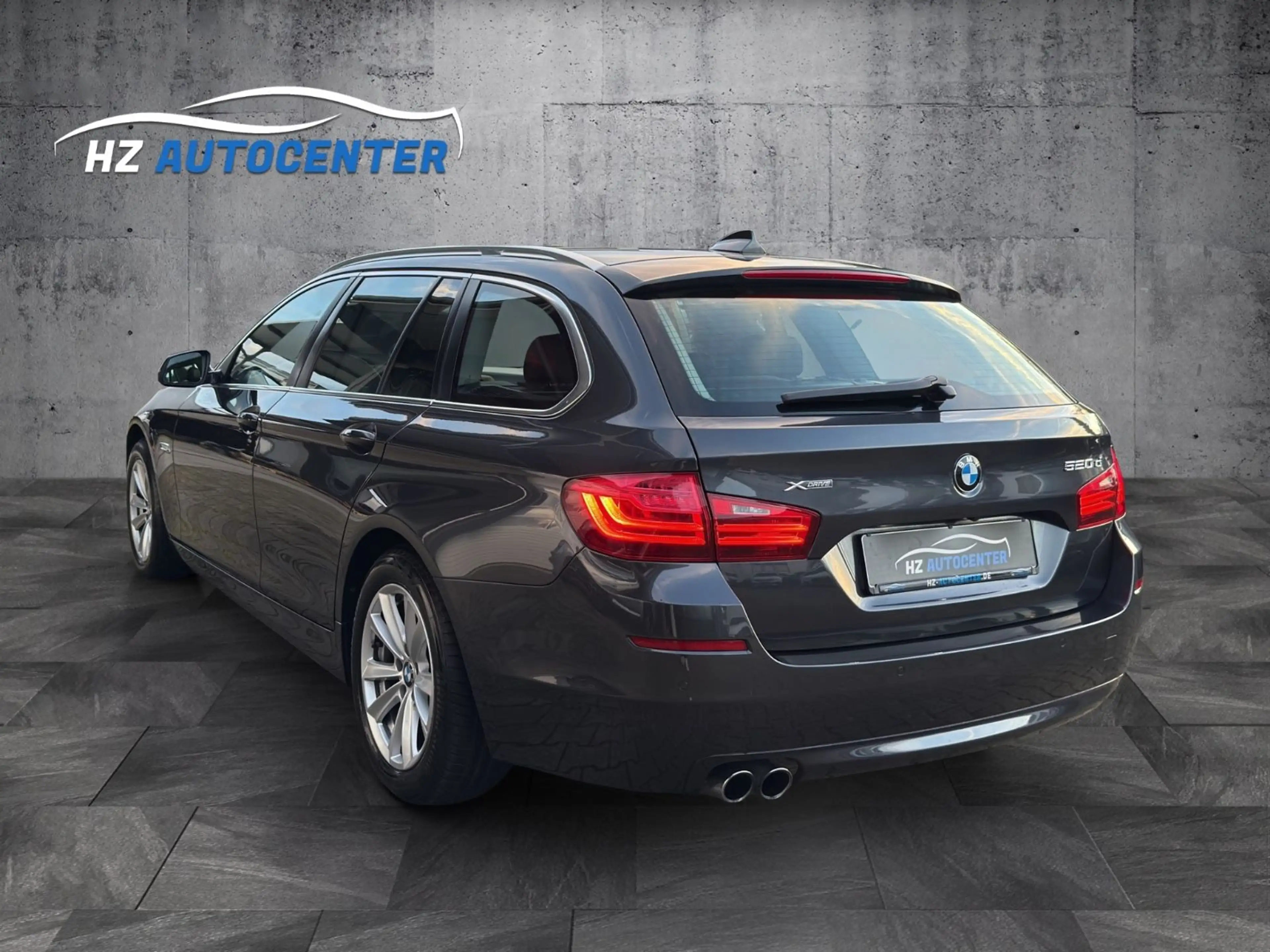 BMW 520 d xDrive Touring*PANO*LED*NAVI*HUD*KAMERA — photo 5