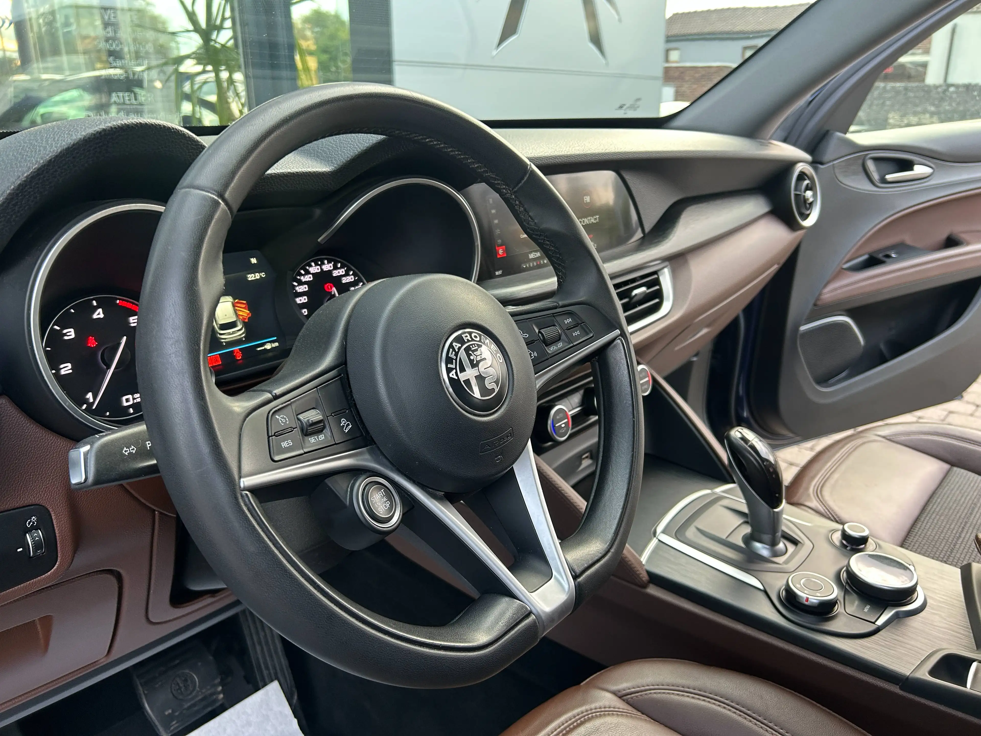 Alfa Romeo Stelvio 2.2 JTD *GARANTIE 12 MOIS*LED*CAMERA*CUIR*GPS* — photo 10