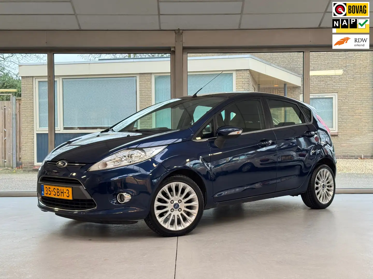 Ford Fiesta 1.25 Titanium |Voorruit verwarming|Lichtmetaal|Car Bleu - 1