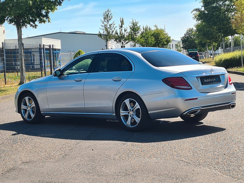 Mercedes-Benz E 400 E Limousine E 400 4Matic *Autom.*Navi*Pano — photo 3
