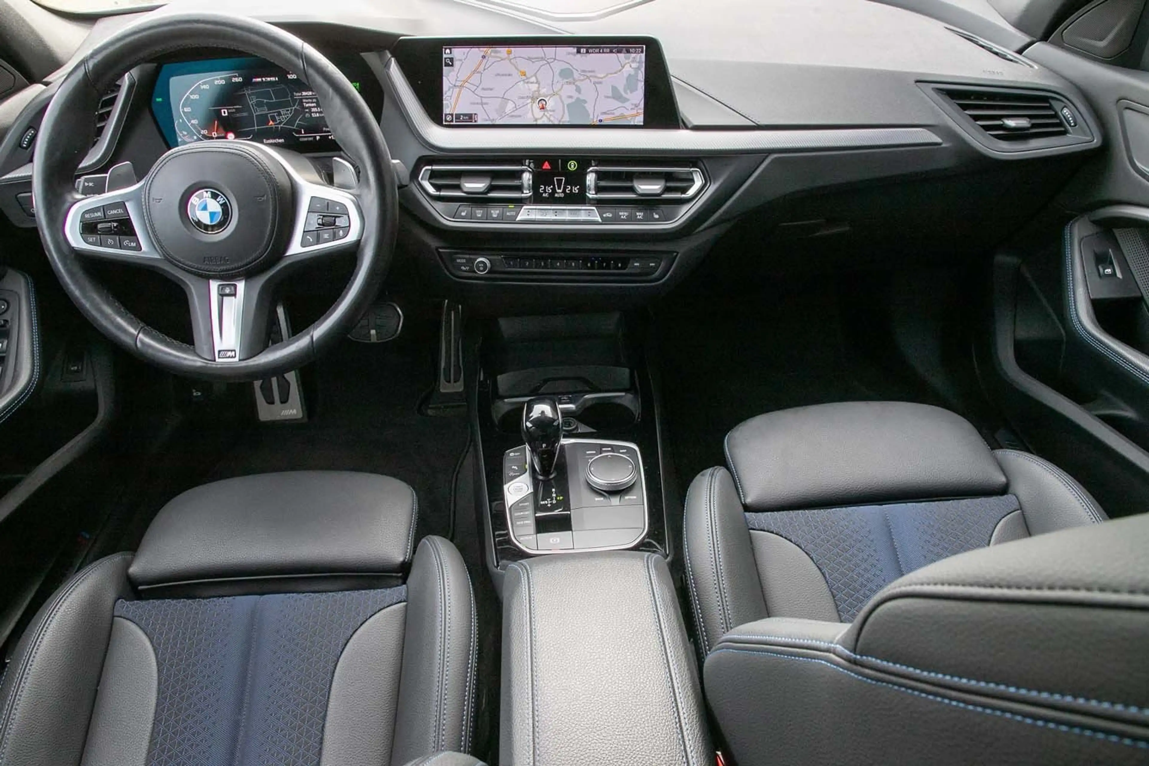 BMW 135 M135i xDrive Navi LED Sitzhzg HiFi Klima Komfort — photo 5