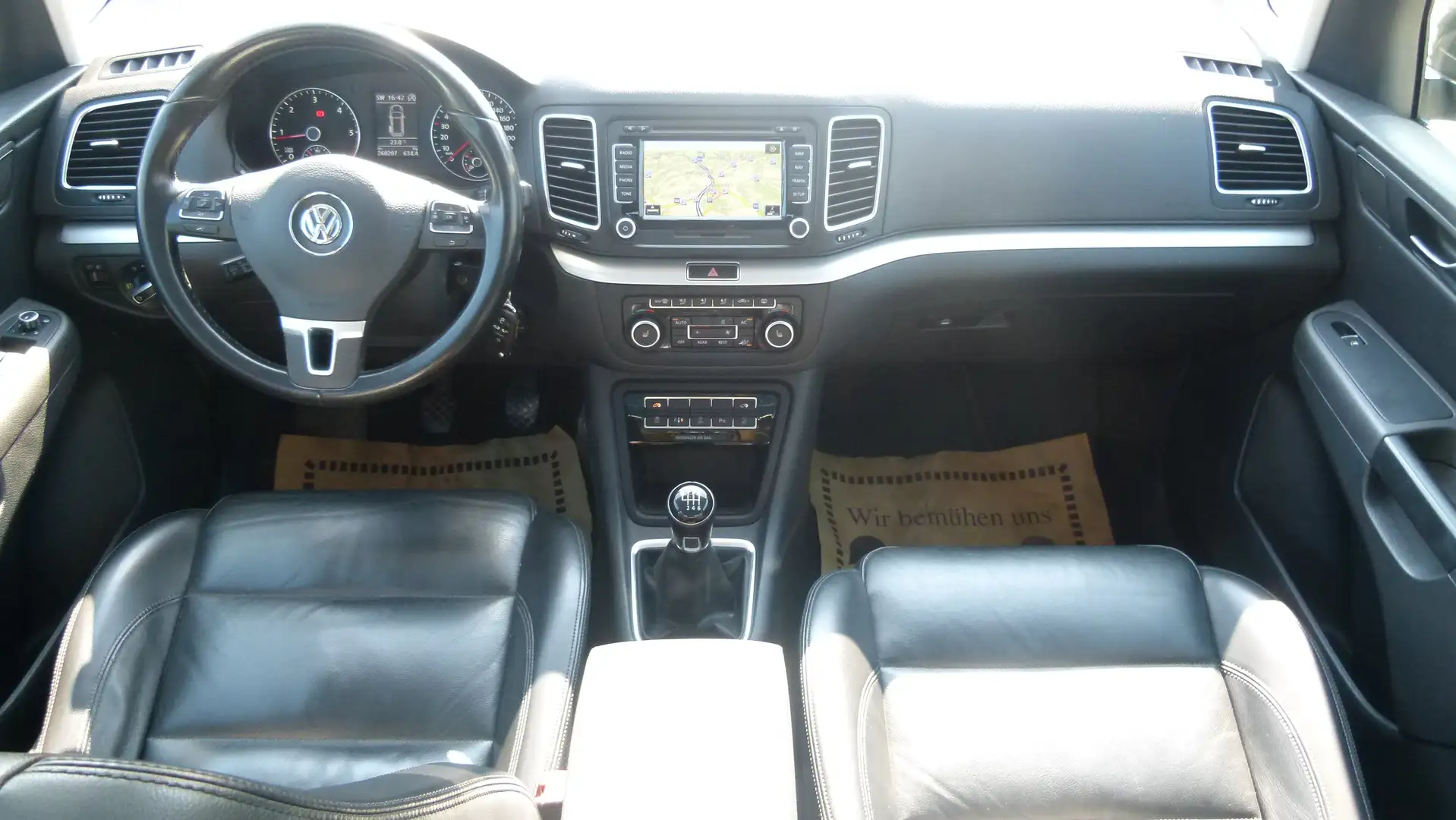 Volkswagen Sharan Highline Sky 2,0TDI 4Motion *AHK2400kg*LEDER*NAVI* Gris - 2