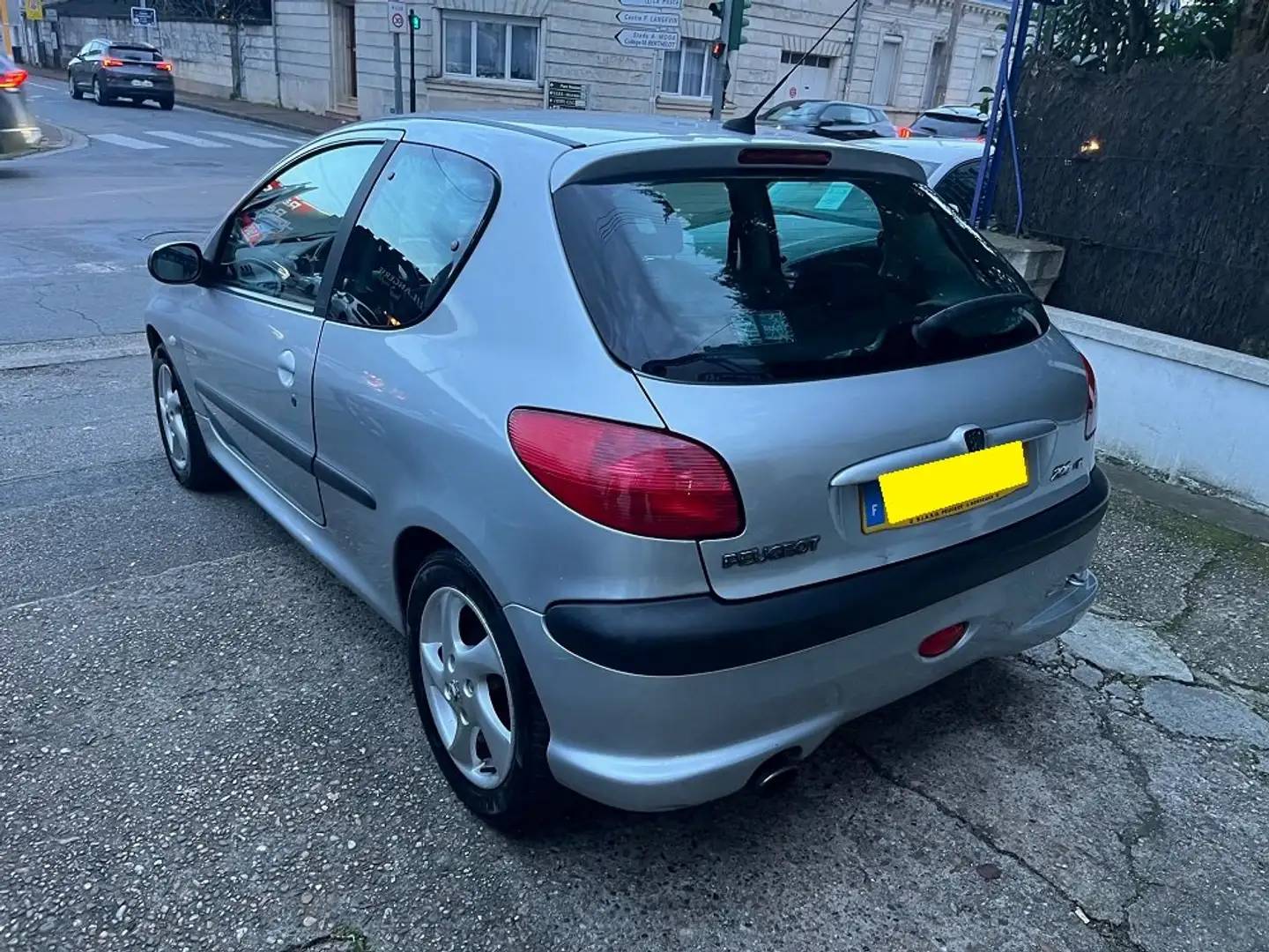 Peugeot 206 206 2.0 HDi Quiksilver - 2