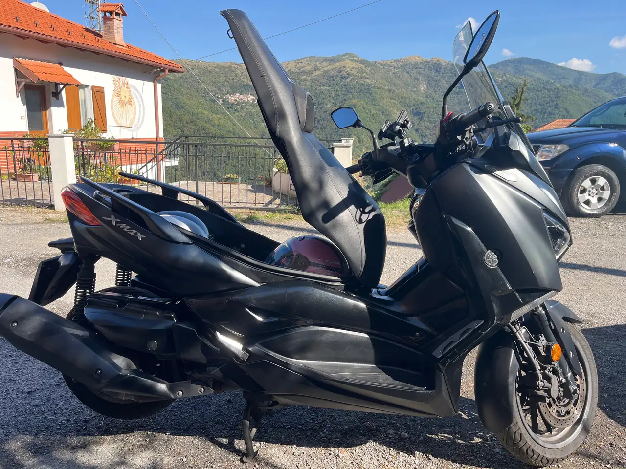 Yamaha X-Max 400