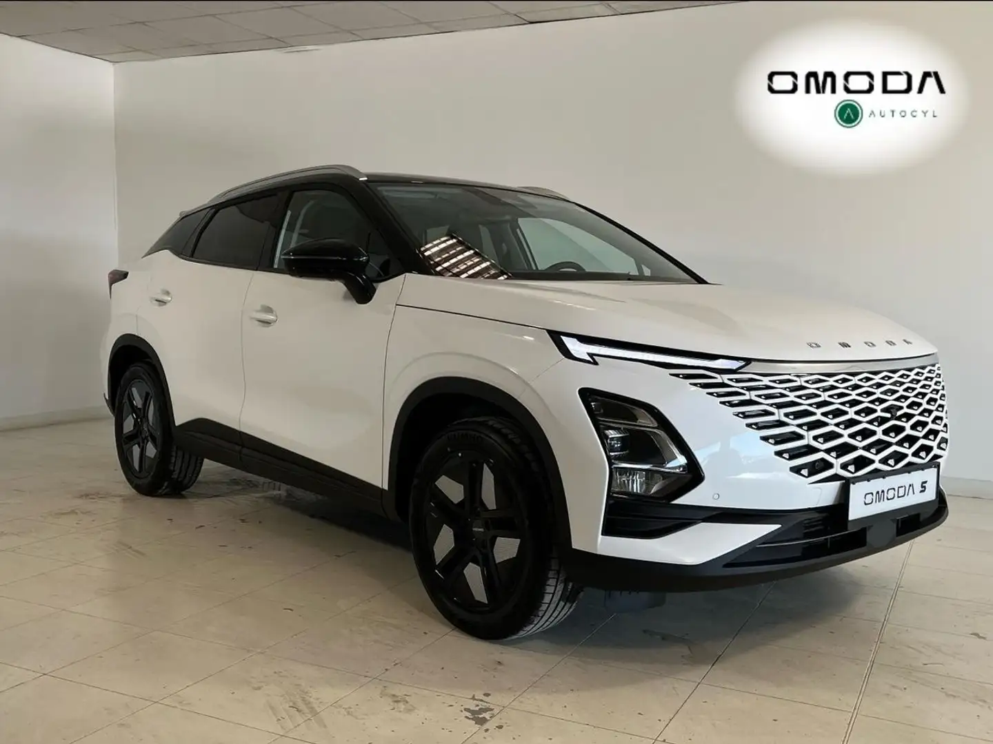 Omoda 5 MY2 - Premium 1.6 TGDI 108kW (14cv) Blanco - 1