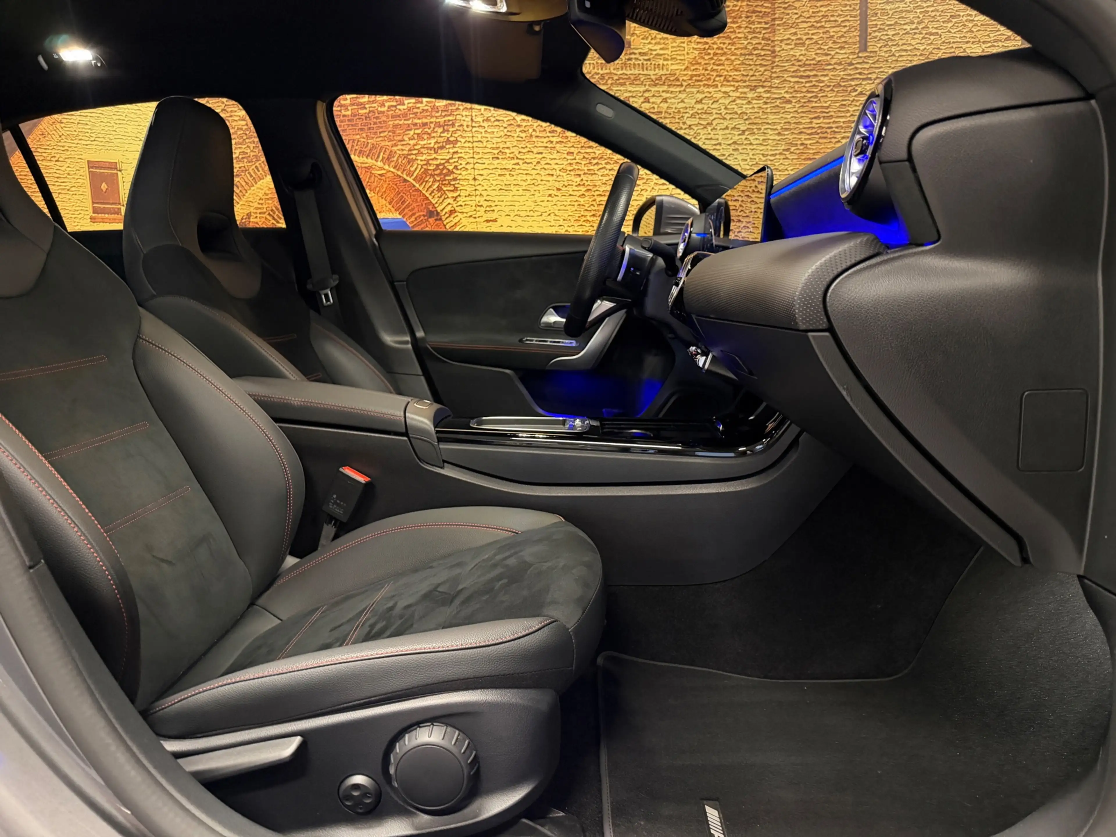 Mercedes-Benz A 200 AMG Automaat Distronic Camera LED — photo 38
