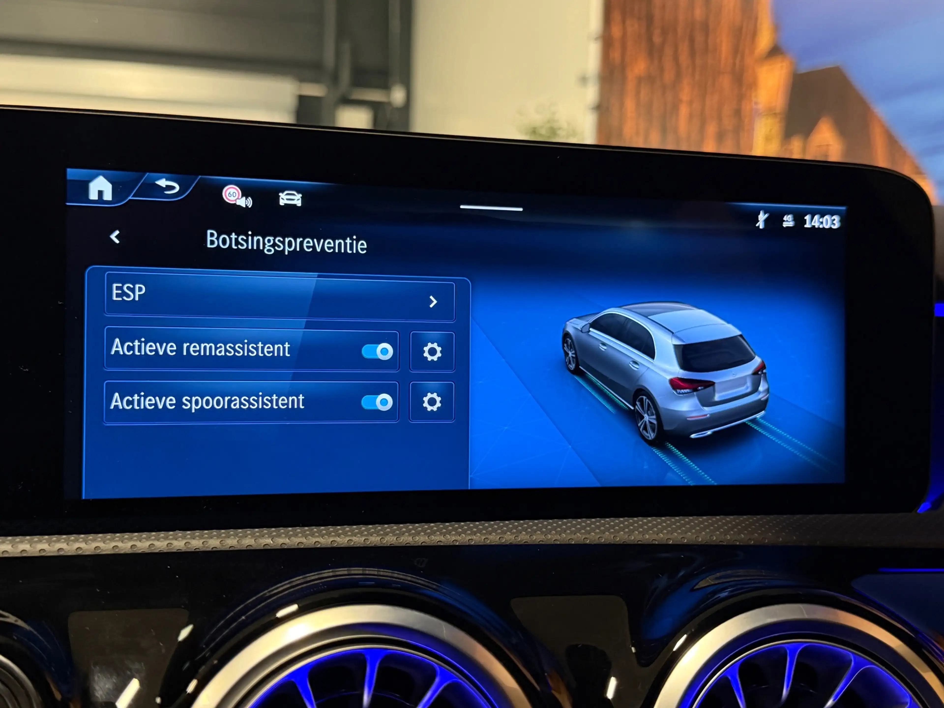 Mercedes-Benz A 200 AMG Automaat Distronic Camera LED — photo 24