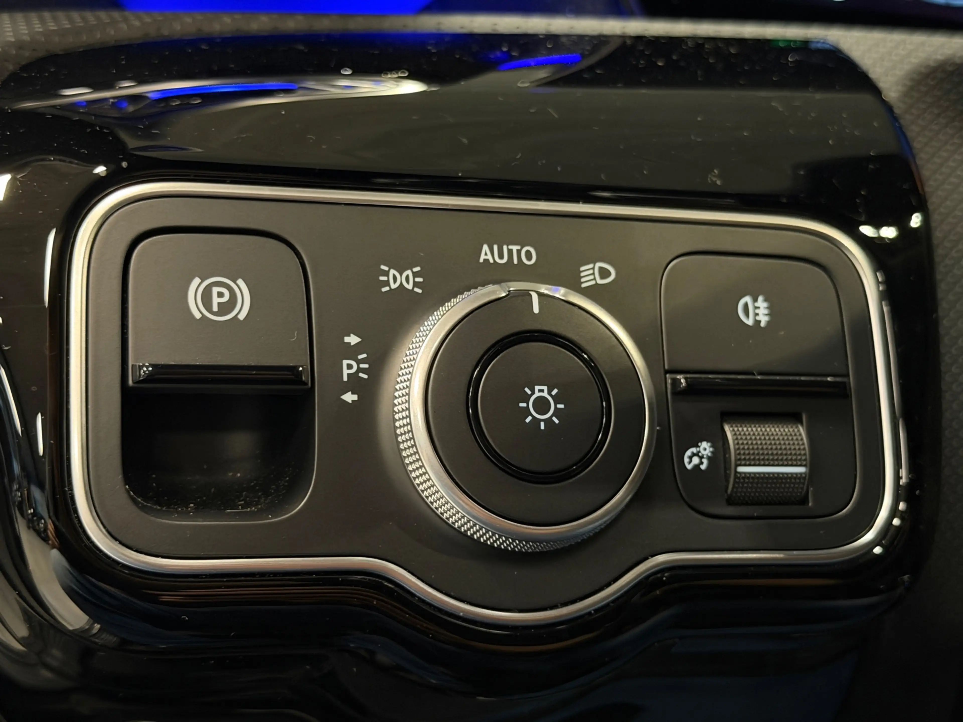 Mercedes-Benz A 200 AMG Automaat Distronic Camera LED — photo 32