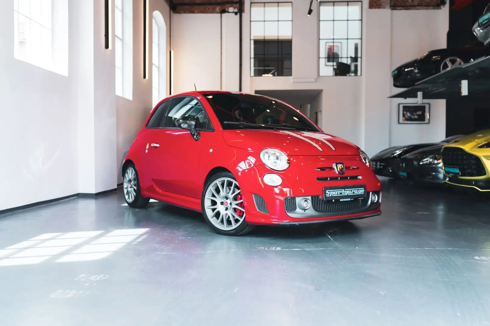 Abarth 695 Tributo Ferrari *NO 1016 / CARBON / LIMITED* Rot - 1